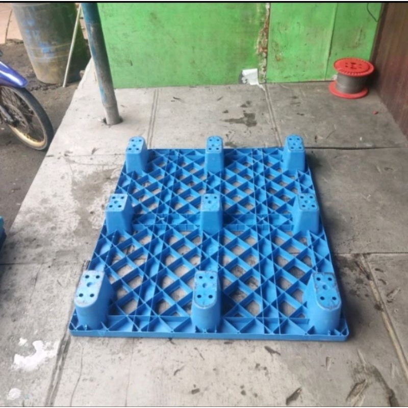 

Palet Plastik Berkualitas Ukuran 10510514 RB9