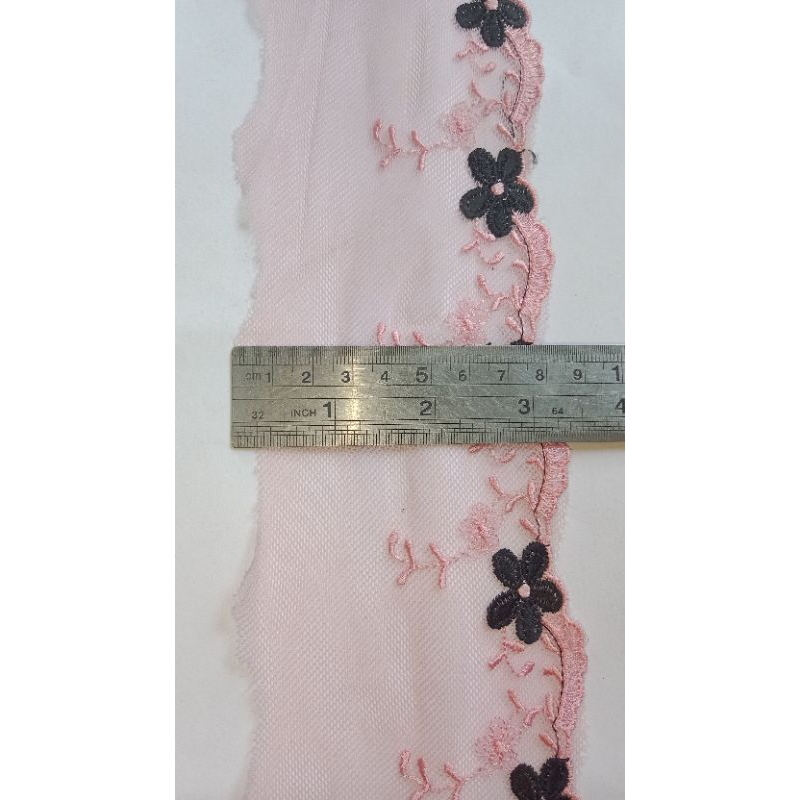 Renda Tile Pink Bunga Hitam