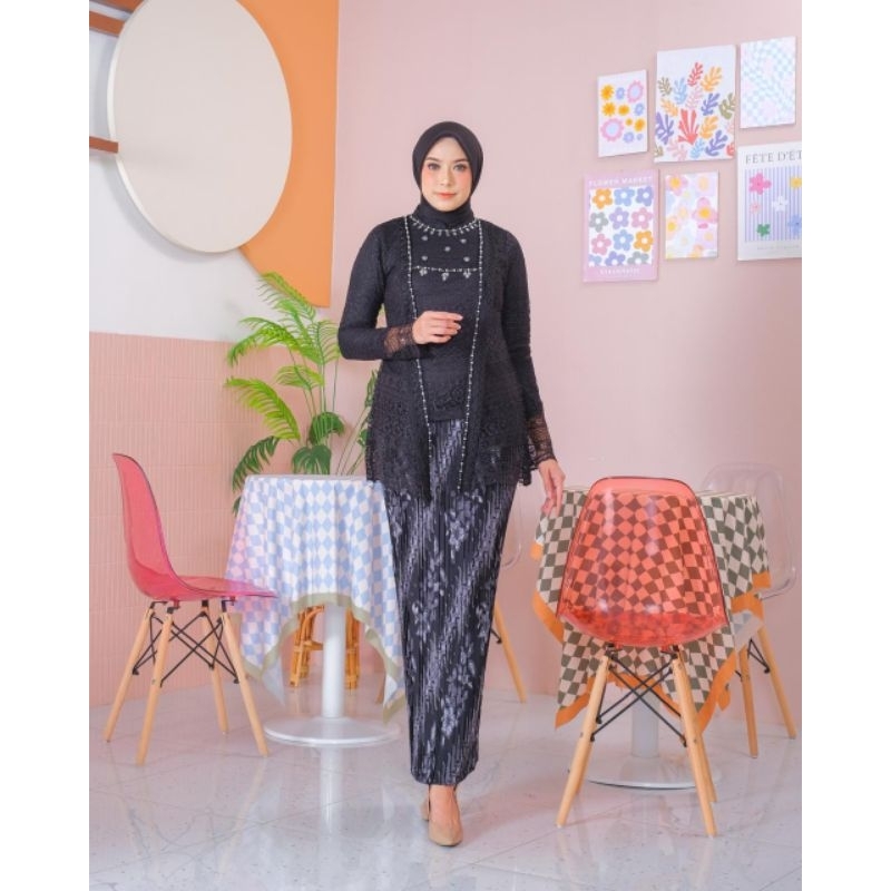 Ready kutu baru brokat, kebaya kekinian, kebaya model terbaru, kebaya modern