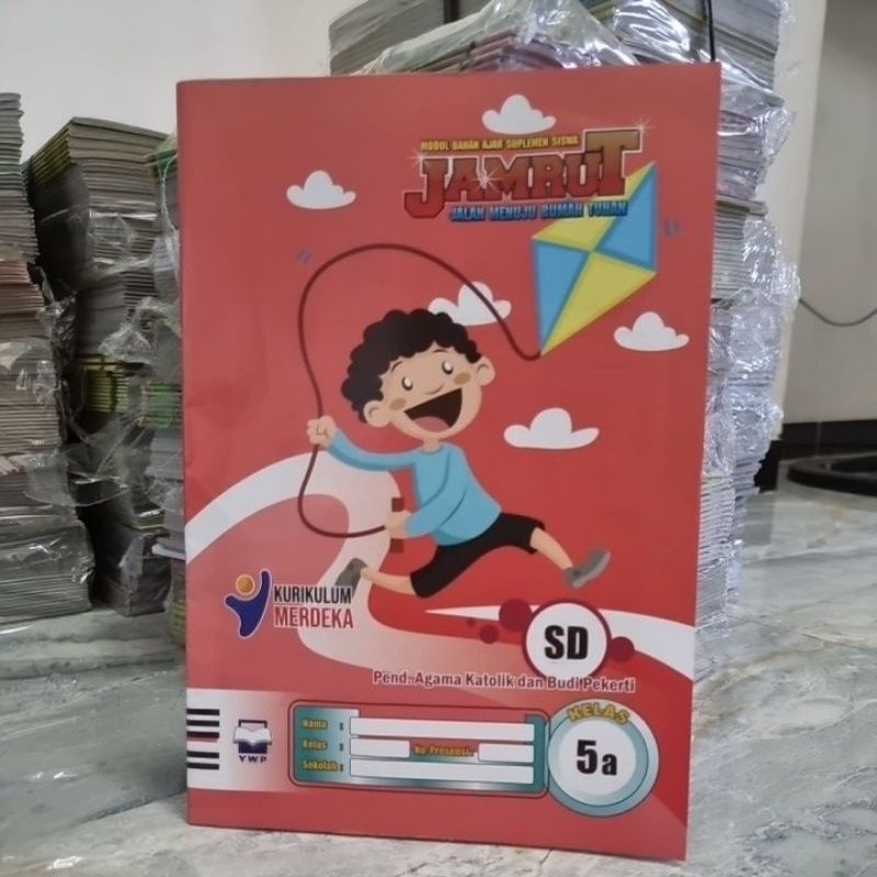 Buku LKS Pendidikan Agama Katolik dan budi pekerti kelas 5a " JAMRUT "