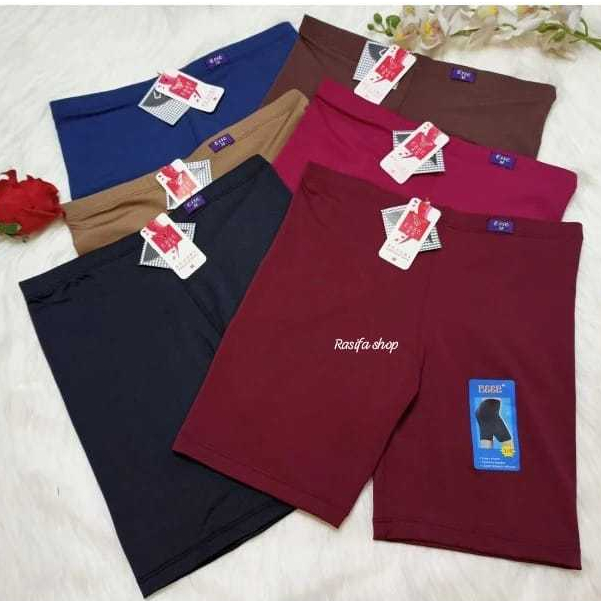 Shot ESSE Import Super Jumbo  / Legging Pendek Import Berkualitas / Shot Pendek Wanita