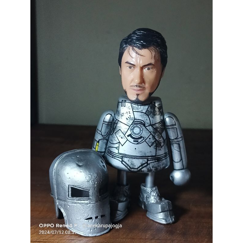 action figure iron man crazy toys mark II