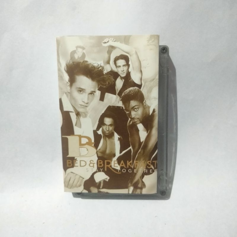 KASET PITA 3262-BED BREAKFAST