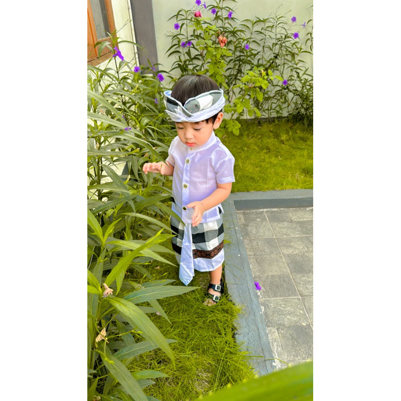 Pakaian adat bali anak cowok Poleng