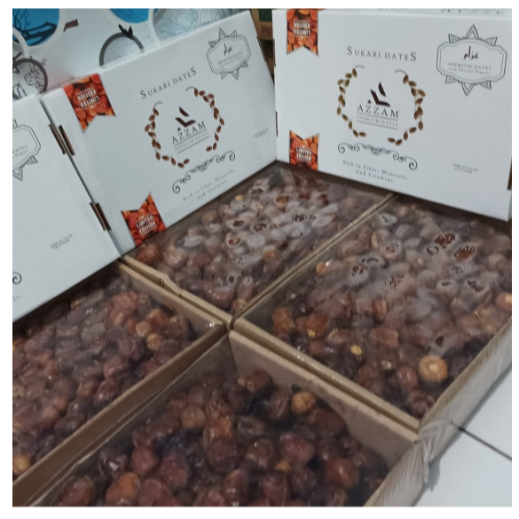 

Kurma Sukkari Premium Dates Azzam by Castle Farm