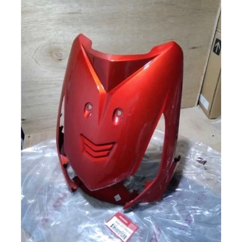 64301-kvy-960csr cover tameng dada depan honda beat karbu original merah 64301kvy960csr