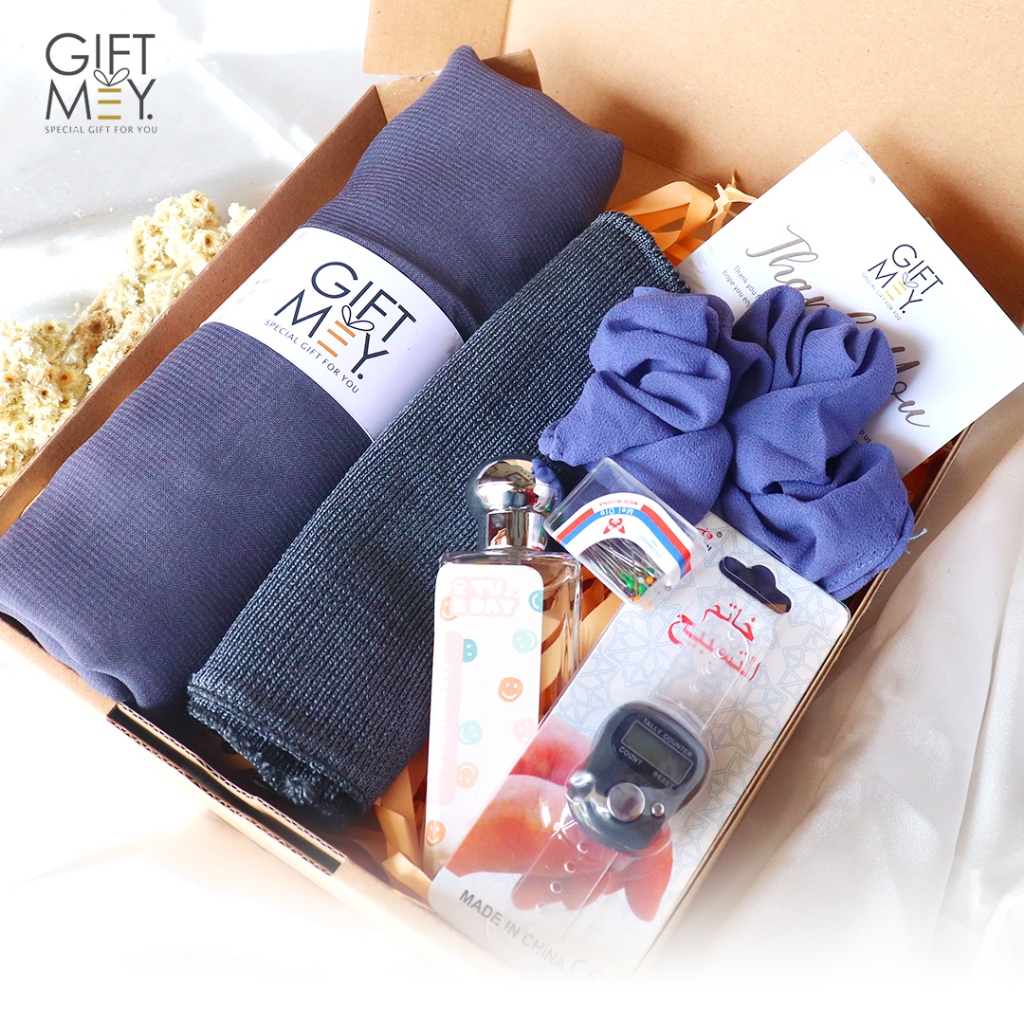 

HAMPERS / KADO ULTAH CEWE VARIANT UHTI