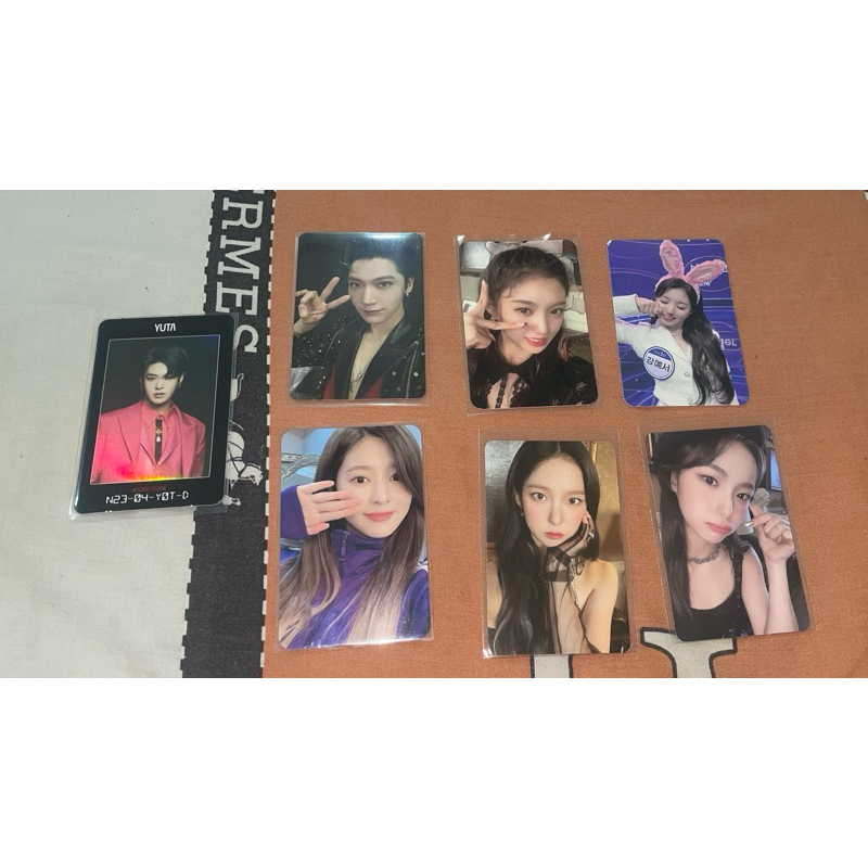 pc photocard yeseo yujin youngeun ten yuta minju hitomi nako izone kep1er nct wayv