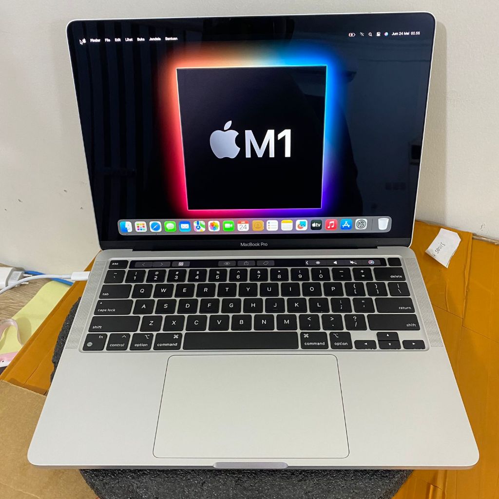 Macbook pro m1 2020 ram 8 ssd 256