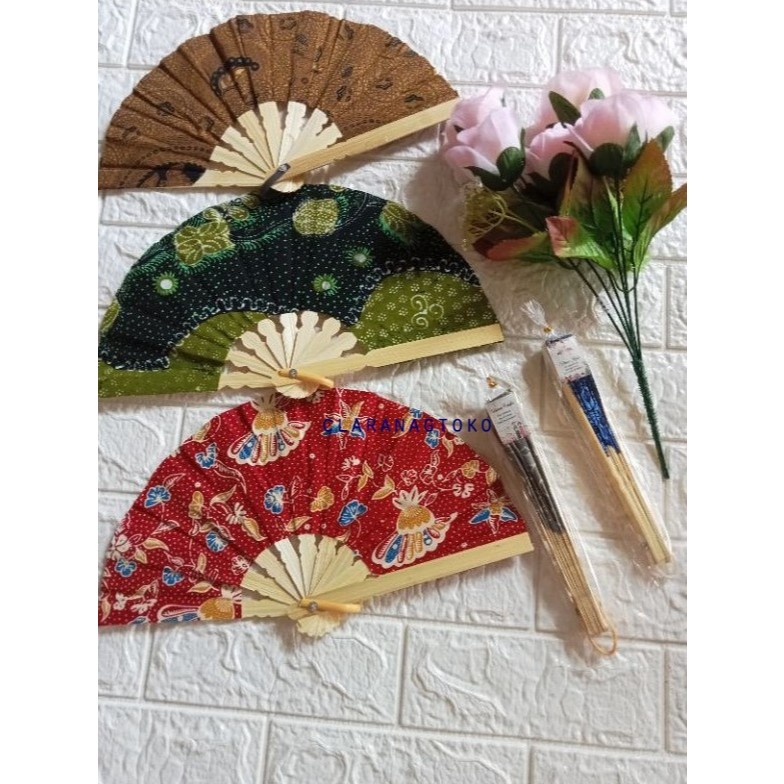 [Blitar] Kipas Tangan Batik Warna Motif Random Untuk Souvenir Siap Kirim Isi 50 Pcs