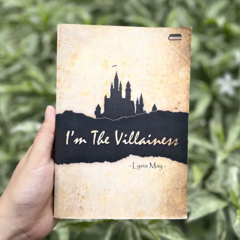 Preloved Novel I'm The Villainess by Lyvia May