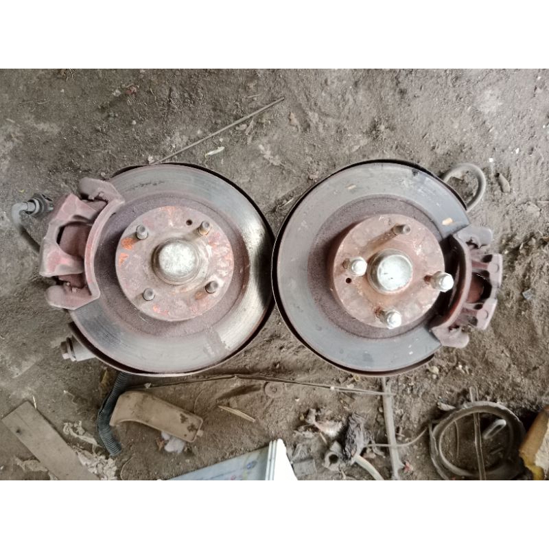 set cakram belakang ford lynx