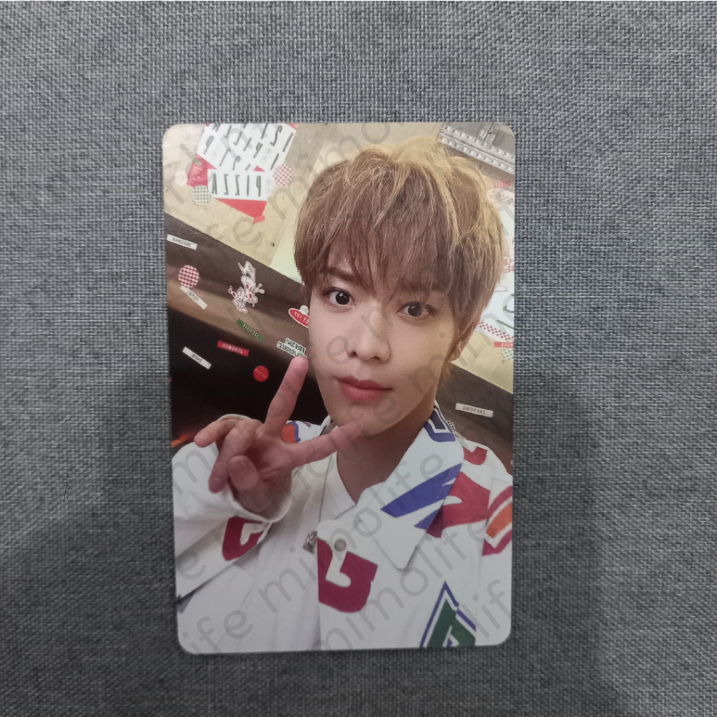 PC YUTA SG22 NCT 127 SEASON GREETING 2022