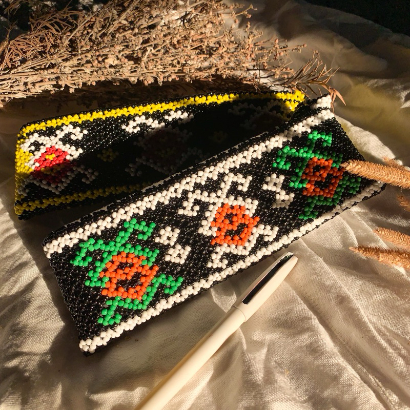 

Dompet Tempat Pensil Manik Handmade | Souvenir