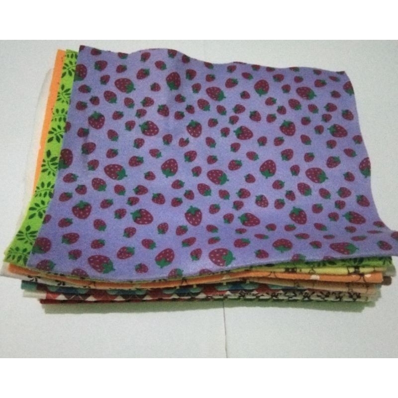 [Preloved] Borongan Kain Flanel Utuh atau Sisa Paper Ribbon dan Kawat Souvenir