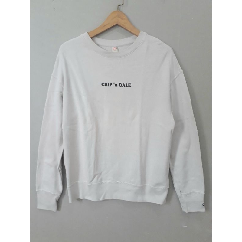 Uniqlo Disney / Uniqlo jumper / Disney Uniqlo / Uniqlo Sweatshirt / Uniqlo Sweater / Uniqlo Longslee