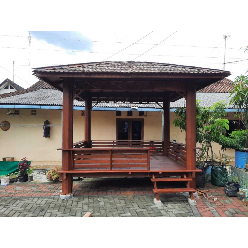 Gazebo Taman Tiang Model Segi 6 Full Sandaran | Gazebo Taman Kayu Kelapa Atap Sirap Kayu Ulin