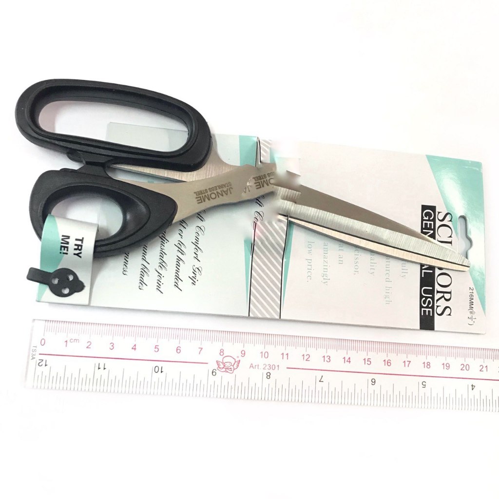 

1PC GUNTING JANOME/GUNTING BAHAN/GUNTING KAIN 8,5 INCH