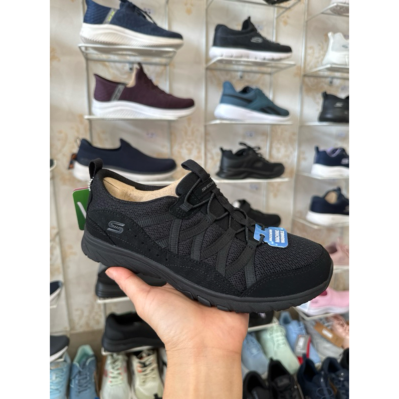 Sepatu Skechers AJ Slip on women size 36 SALE