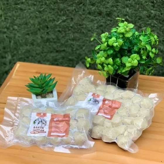 

BAKSO SAPI ASLI 100% HALAL HOMEMADE FROZENFOOD