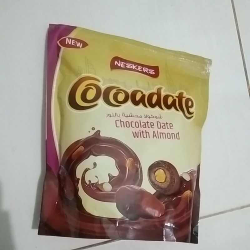 

coklat kurma cocoadate Chocolat date with almond