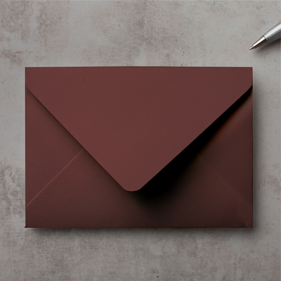 

Amplop A6 Tebal Premium Jasmine Burgundy 11x16 Rounded | JS-BURGUNDY