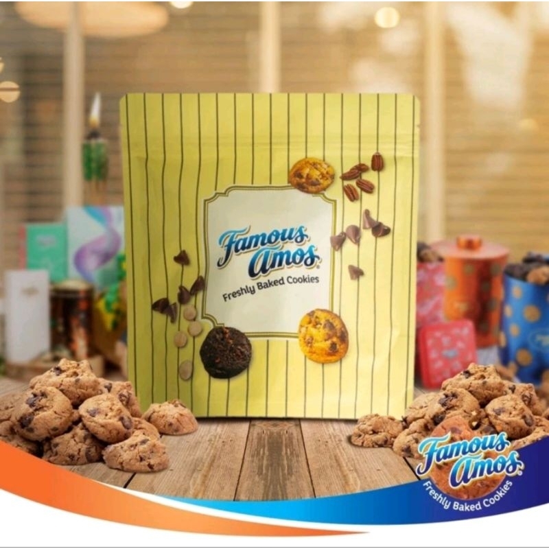 

READY BEKASI 02 DES 2024 Famous Amos cookies Halal JASTIP MALAYSIA (freshly baked)