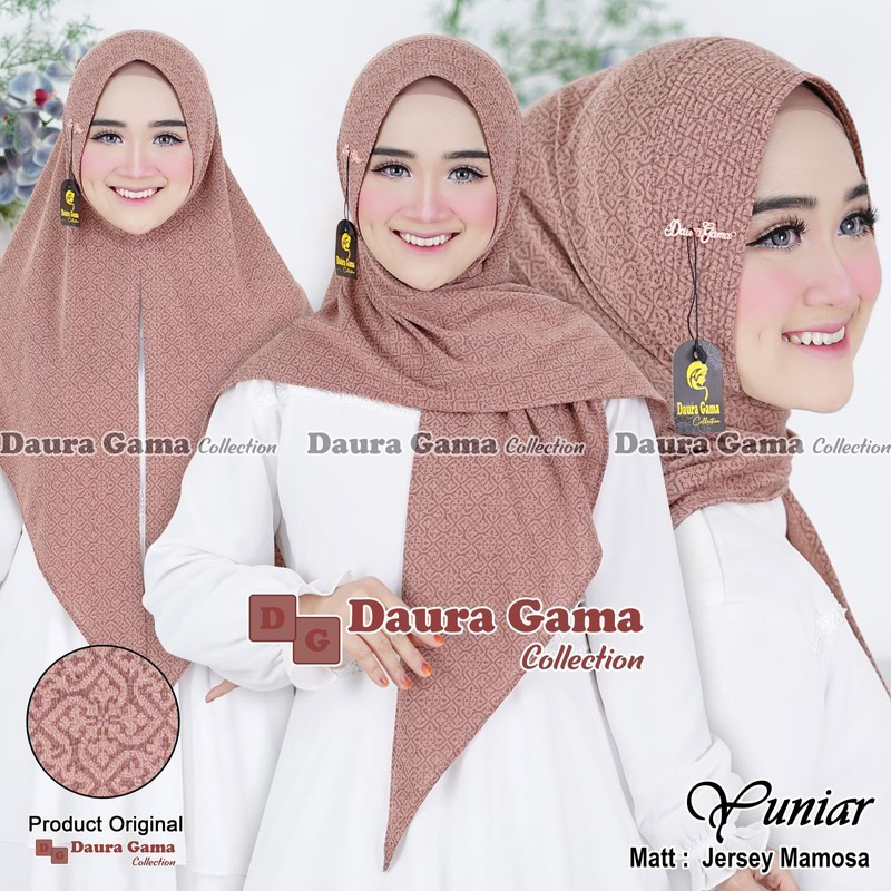 Jilbab Segitiga Ped Yuniar Daura Gama