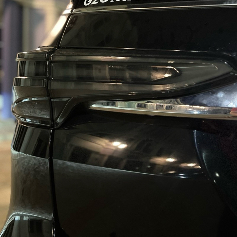 Stoplamp Fortuner VRZ Legender Smoked