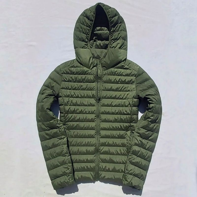 JAKET BULU ANGSA ULTRALIGHT UNIQLO