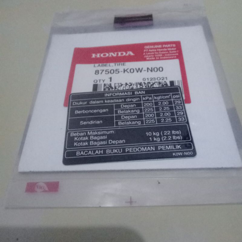 sticker stiker logo label tekanan ban tire adv 150 original honda