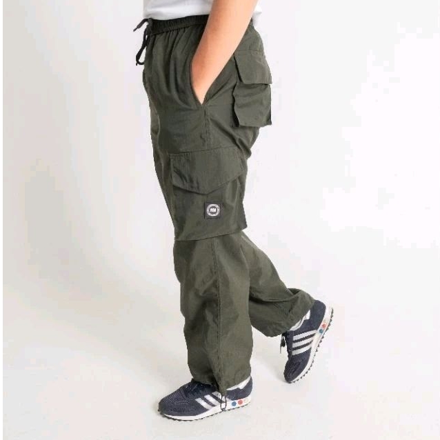 TROUBLEMAKER GORPANTS TYRONNE OLIVE - CARGO PANJANG - CELANA CARGO - CELANA GORPCORE
