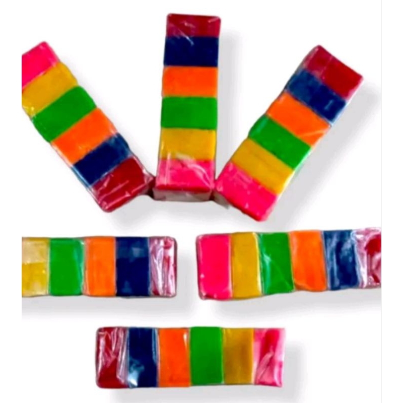 plastisin mainan malem