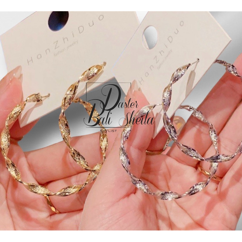 Anting Korea Anak PerempuanAnting Titanium Bulat Retro