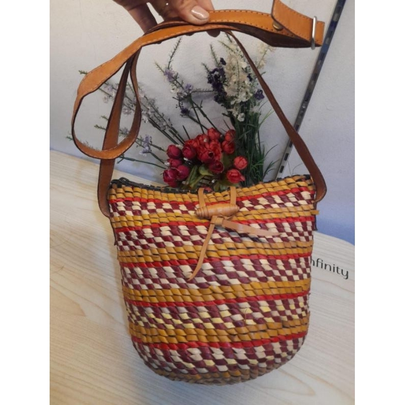 TAS ETNIC/TAS ANYAM KULIT ASLI