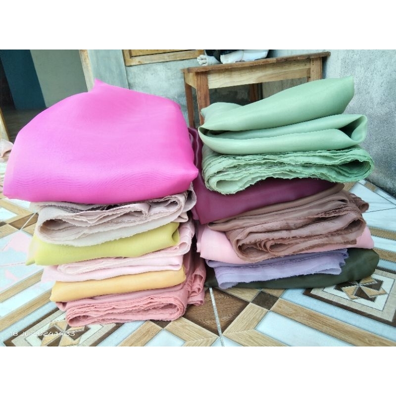 kain organza 114 meter