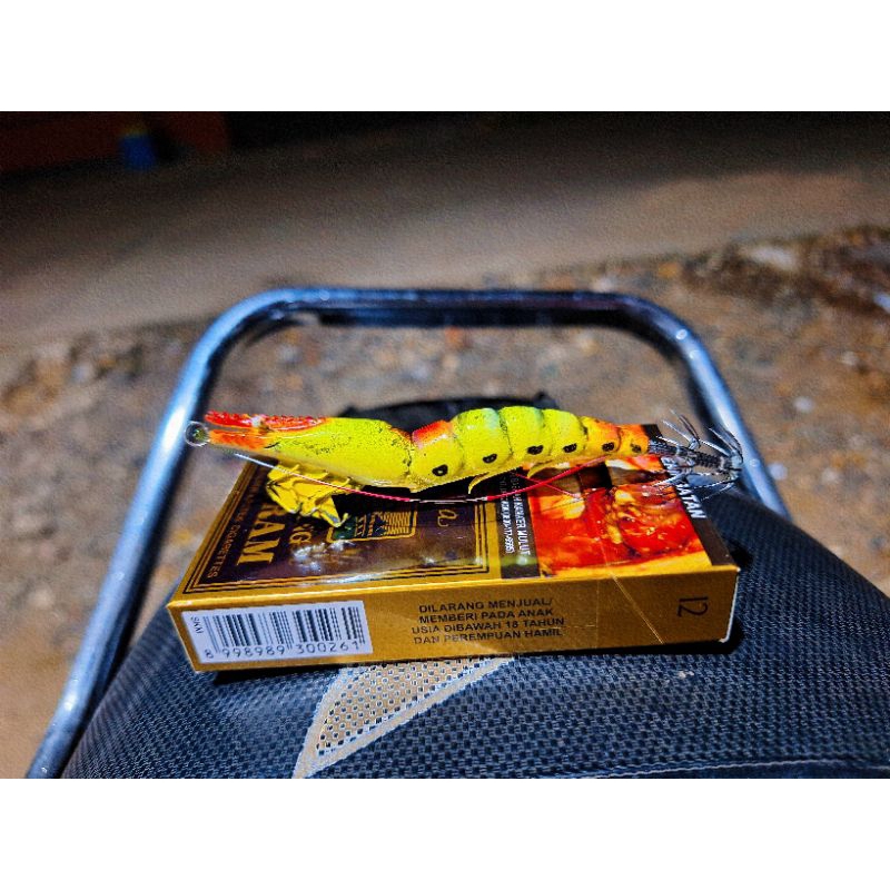 egi. umpan cumi cumi. squid jig model udang.  ukuran no2.5 berat 10gram