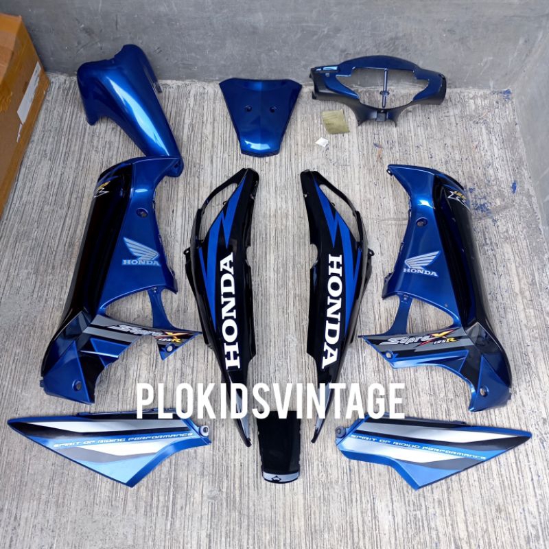 FULL BODY HALUS HONDA SUPRA X 125 LAMA HITAM BIRU SET STRIPING