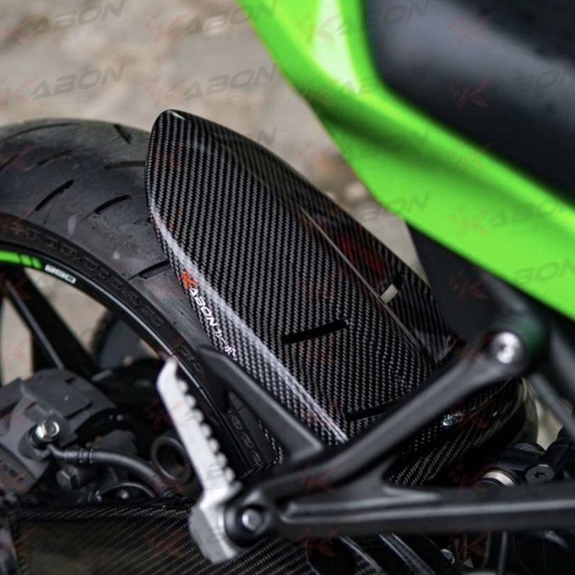 KABON Hugger + Cover Swing Arm Carbon Kawasaki ZX25R, ZX25RR, ZX4R Model ZX6R 636 Original Karbon Ke