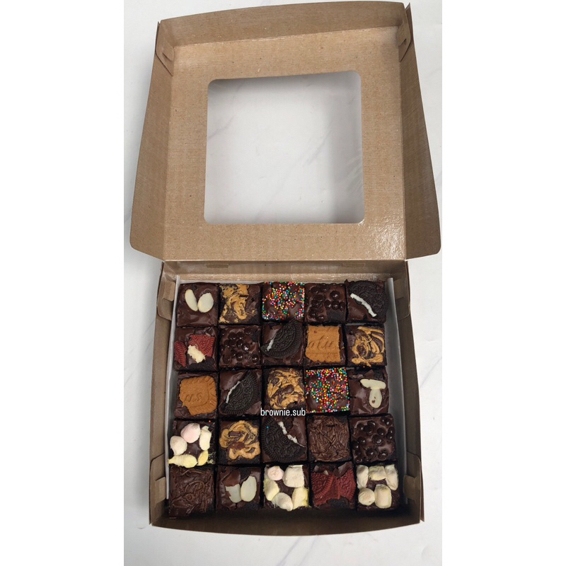 

Mix box brownies | Fudgy brownies | Brownies sekat | Brownies panggang | Brownies topping | Brownies oven