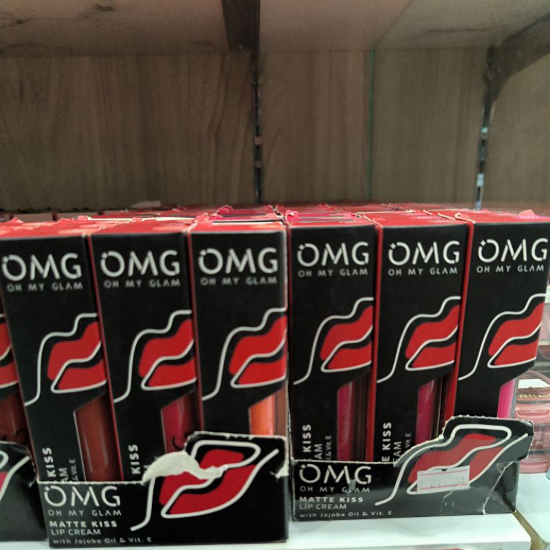 OMG Oh My Glam Matte Kiss Lip Cream - Lipcream 3.5g