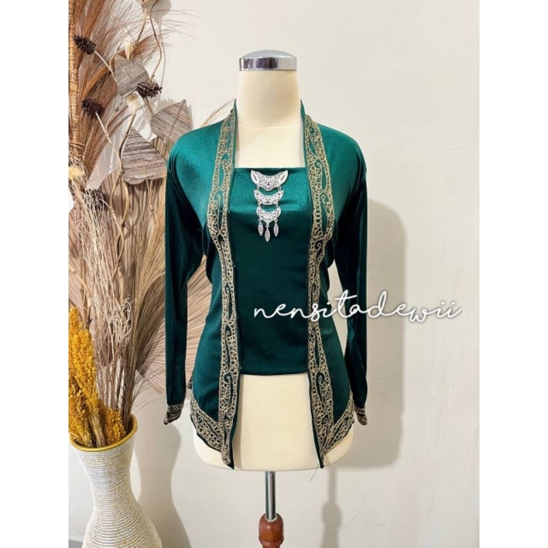 Kebaya Bludru Bordir, Kutubaru - Warna Hijau Botol