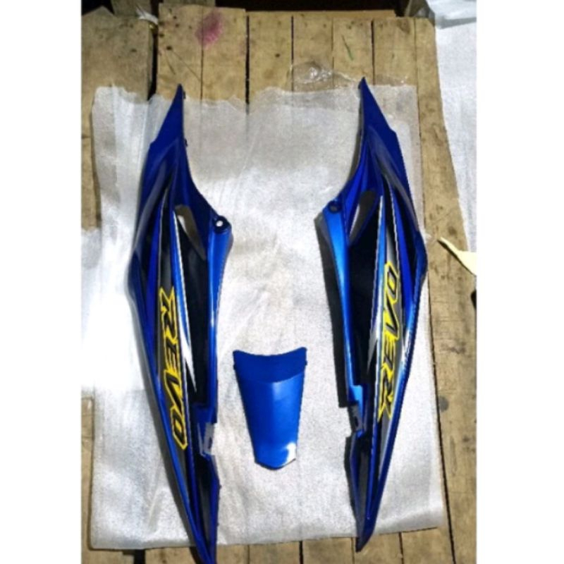 Cover Body belakang Honda Revo lama Revo lancip + striping  stiker warna biru