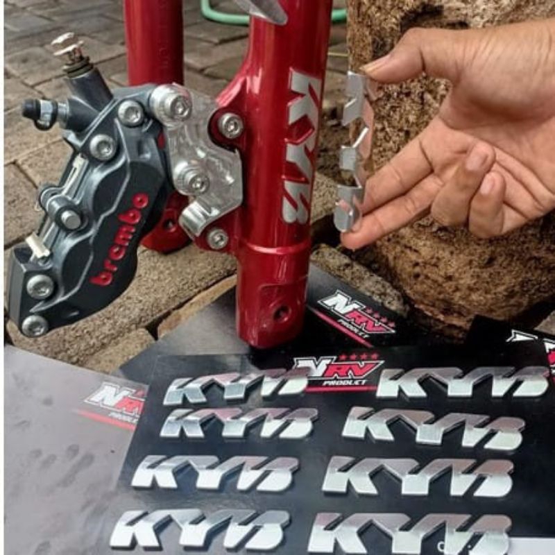 BERKAH RACING SHOP TERLARIS TERMURAH 1set 2pc kiri dan kanan Emblem stiker kyb racing tebal 3mm vixi