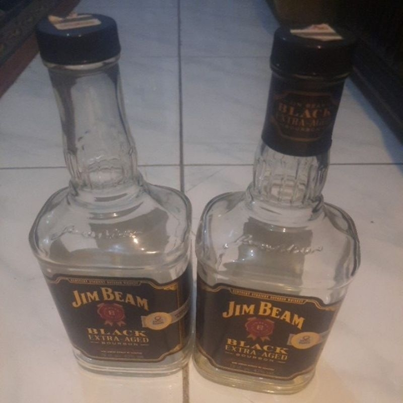 botol kosong wadah minuman