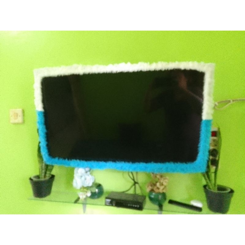 Bando tv LED 32 inch kombinasi bulu rasfur.Sarung pelindung tv