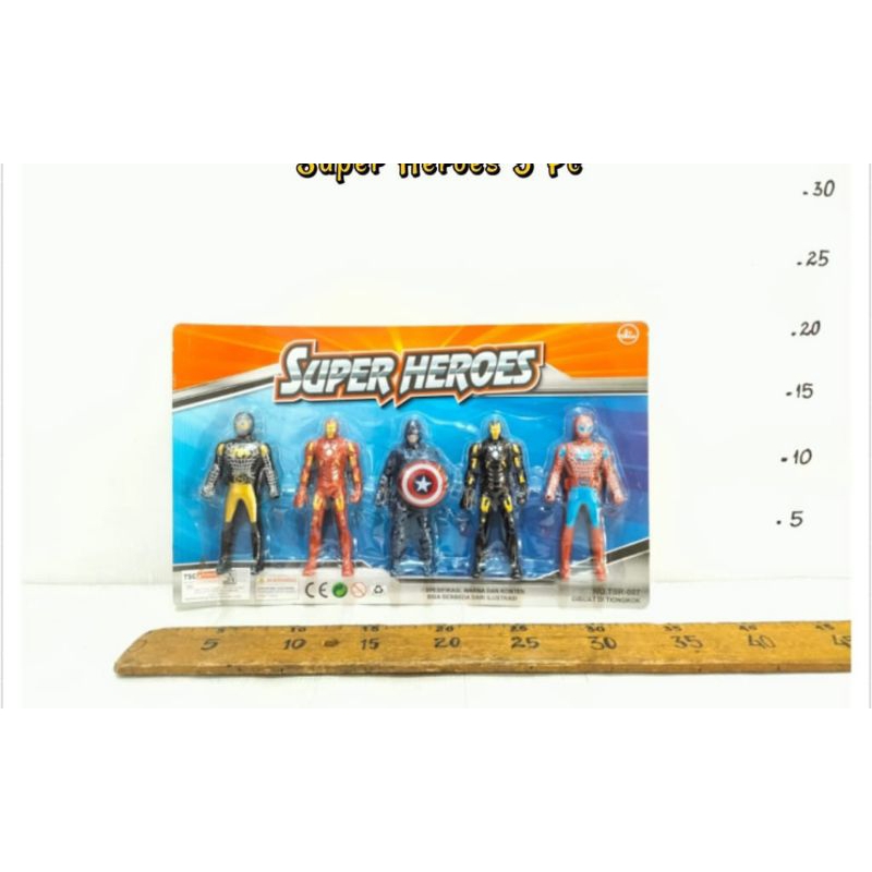 Mainan robot super heroes 5 pics