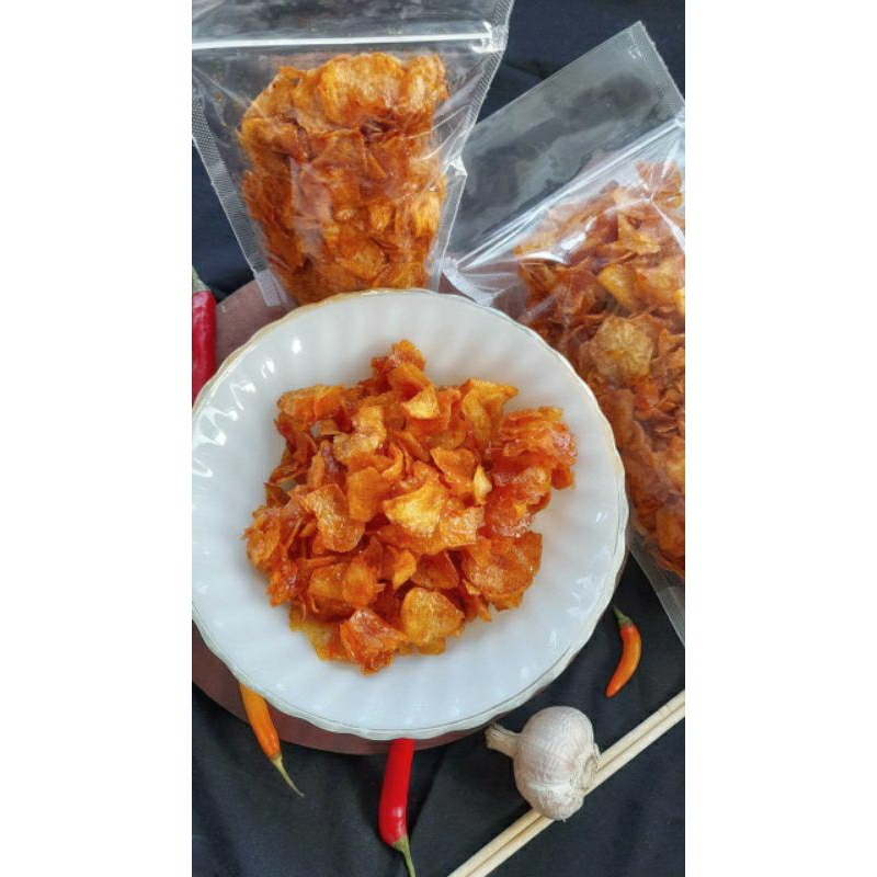 

keripik kentang pedass maniss nampol (tanpa bahan pengawet). 500 gr -1Kg