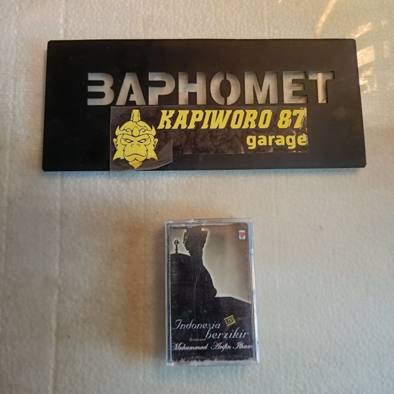 Kaset Pita hitam Indonesia Berdzikir