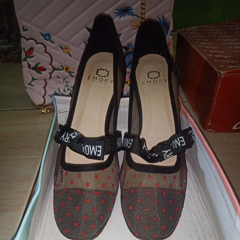 sepatu Emory original New